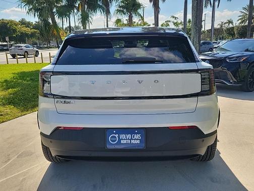 2026 Volvo EX30 Twin Motor Plus