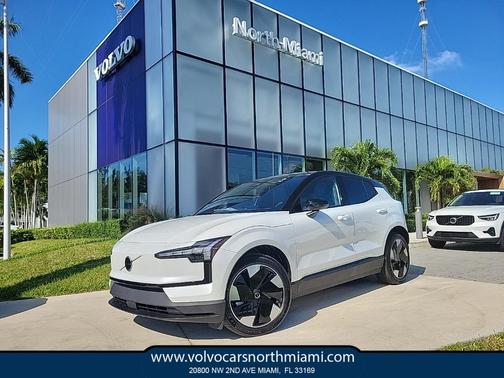 2026 Volvo EX30 Twin Motor Plus