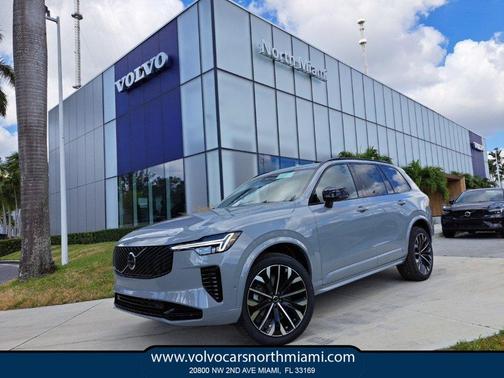 2026 Volvo XC90 B6 Ultra Dark Theme 7-Seater