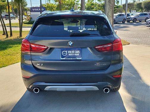 2021 BMW X1 sDrive28i