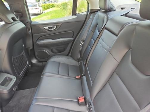 2024 Volvo S60 B5 Core Dark Theme