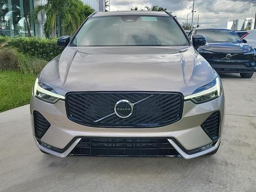 2026 Volvo XC60 B5 Core