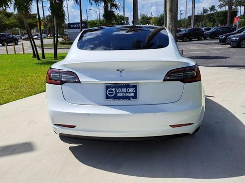 2020 Tesla Model 3 Standard