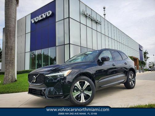2025 Volvo XC60 Plug-In Hybrid T8 Plus