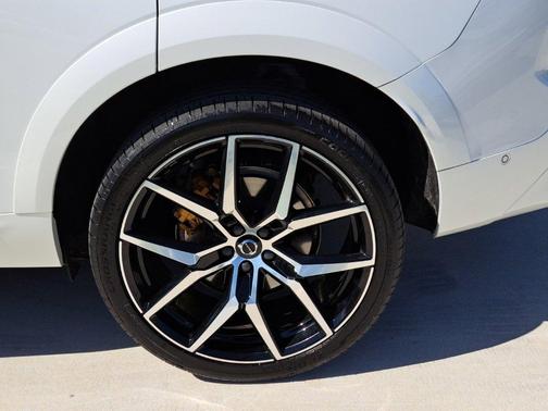 2024 Volvo XC60 Recharge Plug-In Hybrid T8 Polestar Engineered