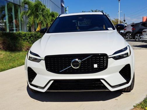 2024 Volvo XC60 Recharge Plug-In Hybrid T8 Polestar Engineered
