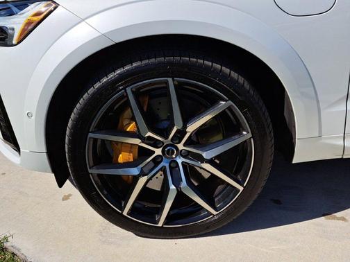 2024 Volvo XC60 Recharge Plug-In Hybrid T8 Polestar Engineered
