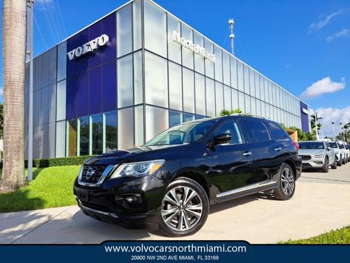 2018 Nissan Pathfinder Platinum