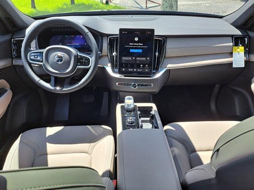 2026 Volvo XC90 B5 Core