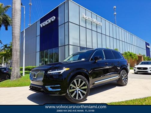 2024 Volvo XC90 B5 Plus Bright Theme
