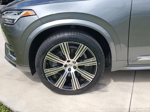 2020 Volvo XC90 T6 Inscription 7 Passenger