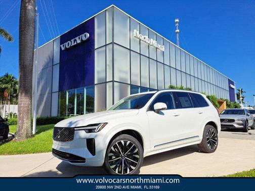 2026 Volvo XC90 B5 Core
