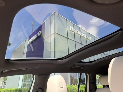 2024 Mercedes-Benz EQB 350 Base 4MATIC