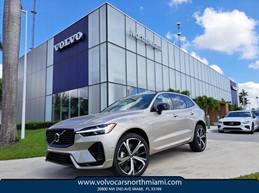 2025 Volvo XC60 Plug-In Hybrid T8 Ultra