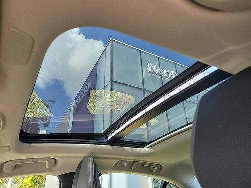 2025 Volvo S60 B5 Plus