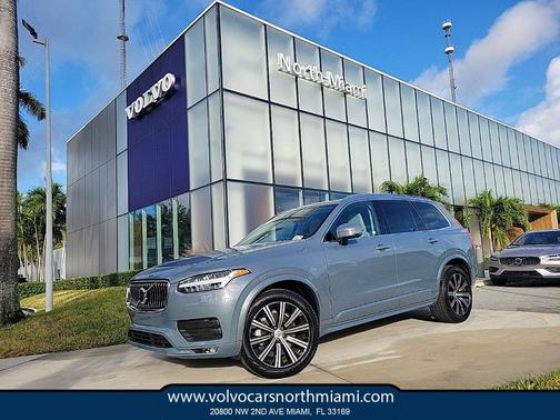2023 Volvo XC90 B5 Core