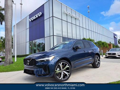 2025 Volvo XC60 Plug-In Hybrid T8 Ultra