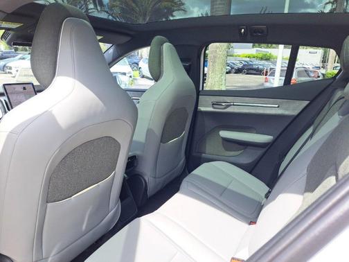 2025 Volvo EX30 Twin Motor Plus