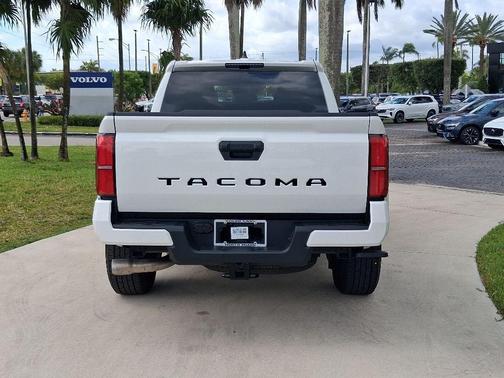 Ice 2025 Toyota Tacoma TRD Sport