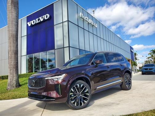 2025 Volvo XC90 B6 Plus 7-Seater