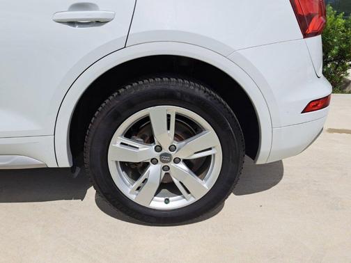 2019 Audi Q5 2.0T Premium Plus