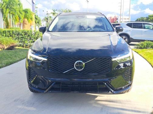 2026 Volvo XC60 B5 Ultra