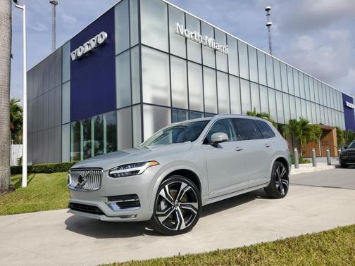 2024 Volvo XC90 B6 Ultimate Bright Theme 7-Seater