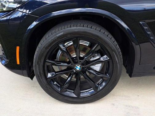 2022 BMW X4 xDrive30i