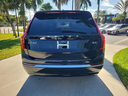 2026 Volvo XC90 B5 Plus 7-Seater