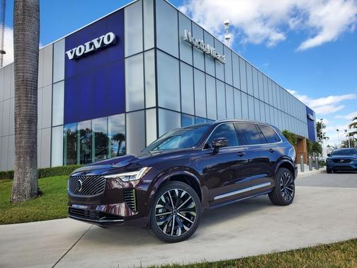 2025 Volvo XC90 Plug-In Hybrid T8 Ultra 6-Seater