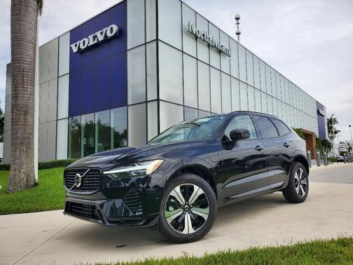 2025 Volvo XC60 Plug-In Hybrid T8 Core