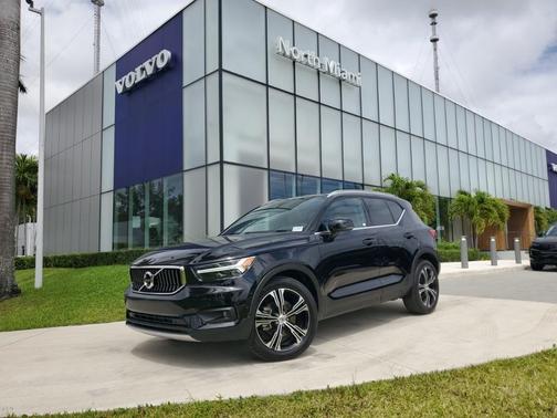 2022 Volvo XC40 T4 Inscription
