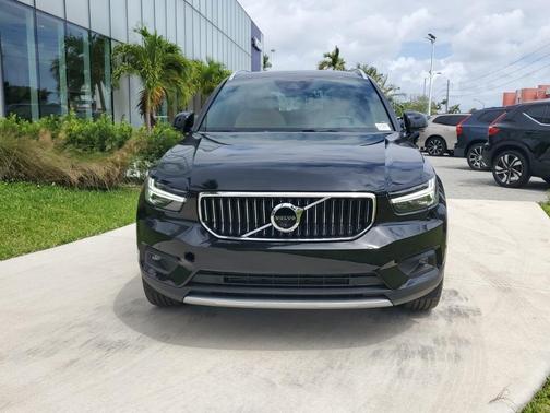2022 Volvo XC40 T4 Inscription