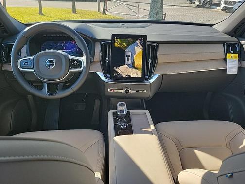 2026 Volvo XC90 B6 Plus 7-Seater