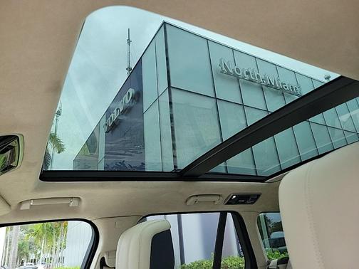 2022 Land Rover Range Rover P525 Westminster