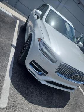 2023 Volvo XC90 B6 Plus 6-Seater