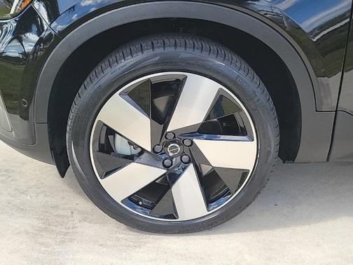 2023 Volvo C40 Recharge Pure Electric Twin Ultimate