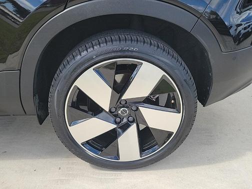 2023 Volvo C40 Recharge Pure Electric Twin Ultimate