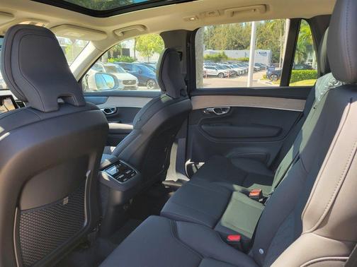2026 Volvo XC90 B5 Plus 7-Seater
