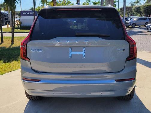 2026 Volvo XC90 B5 Plus 7-Seater