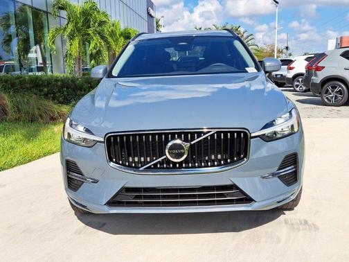 2023 Volvo XC60 B5 Core