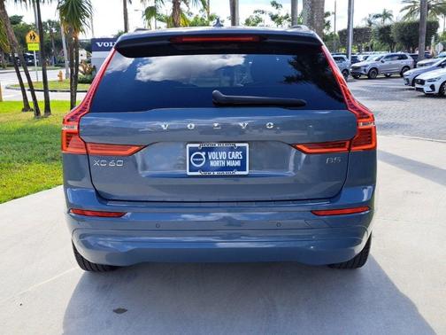 2023 Volvo XC60 B5 Core