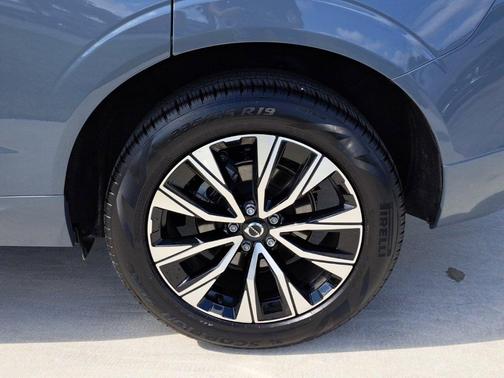 2023 Volvo XC60 B5 Core