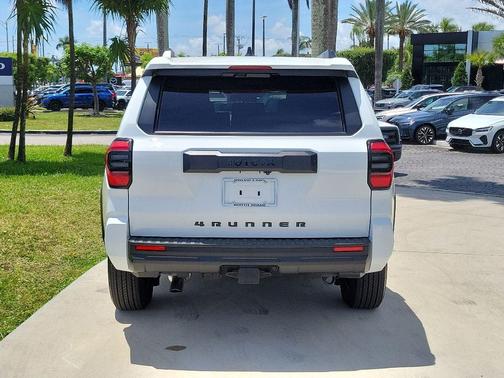 Ice 2025 Toyota 4Runner SR5