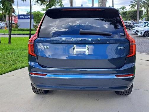 2026 Volvo XC90 B6 Ultra 7-Seater