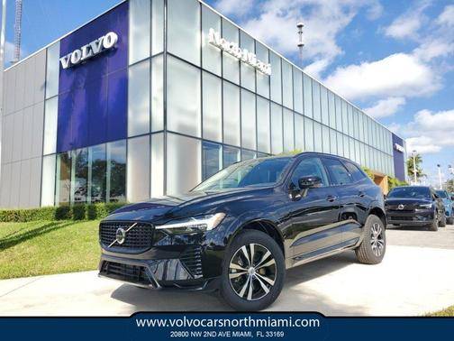 2025 Volvo XC60 Plug-In Hybrid T8 Core