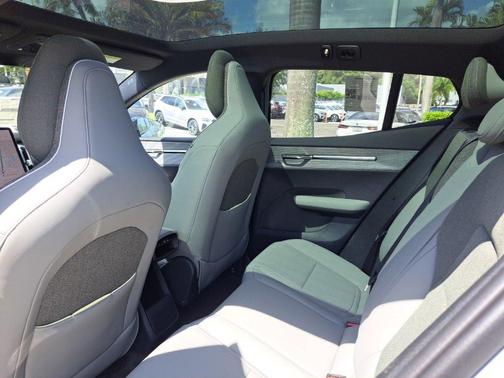 2025 Volvo EX30 Twin Motor Ultra