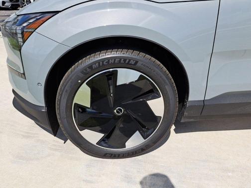 2025 Volvo EX30 Twin Motor Ultra