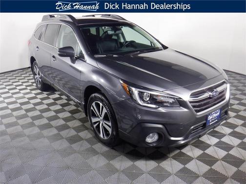 Photo 1 of 19 of 2018 Subaru Outback 2.5i Limited