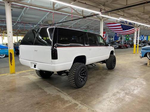 1999 GMC Suburban SLT CMI